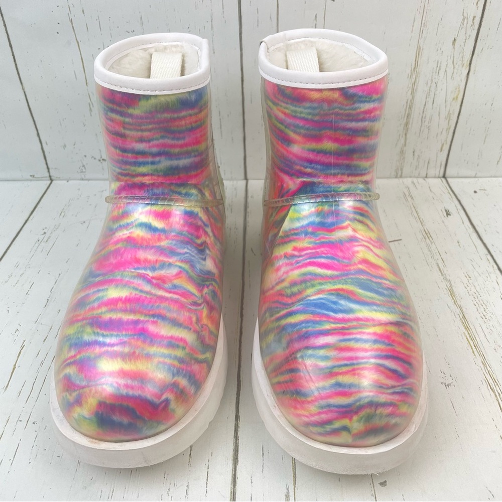 UGG Classic Clear Mini Pixelate Boots - Picture 4 of 16